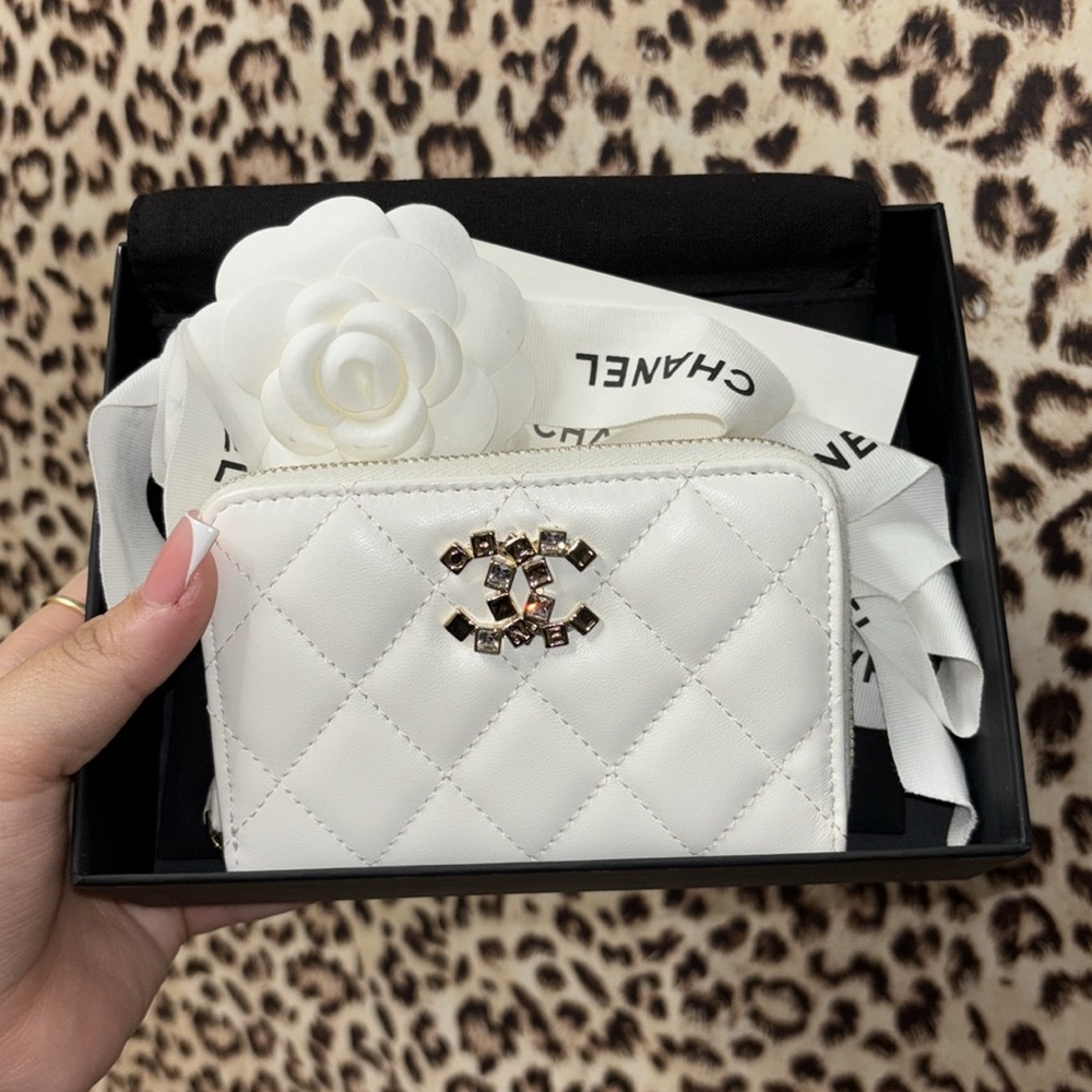 CHANEL CC Jeweled Quilt Wallet